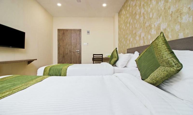 Ocean Suites Hotel Mumbai Exterior photo